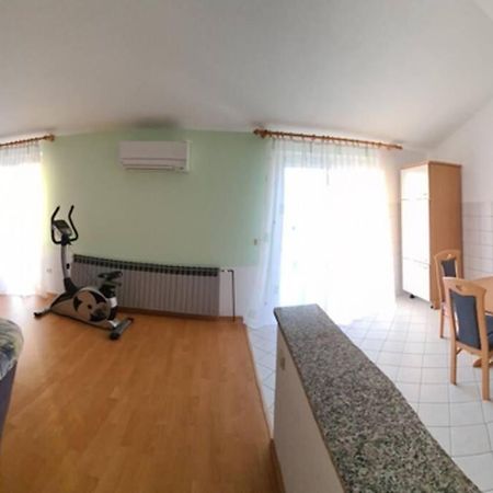Mitros Apartment مالينسكا المظهر الخارجي الصورة